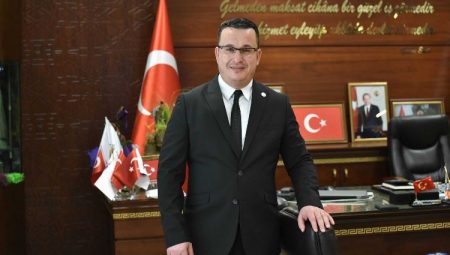 Başkan Mehmet Kanar’dan Berat Kandili mesajı